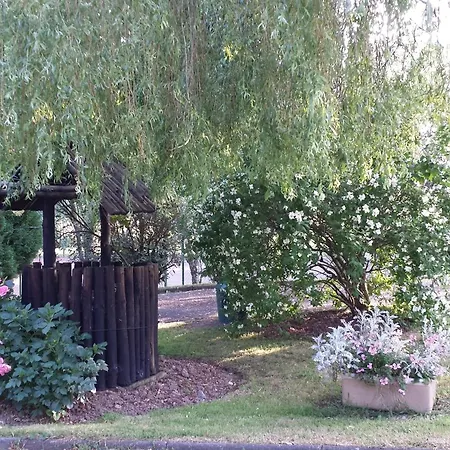 Riverfield Bed & Breakfast 3*