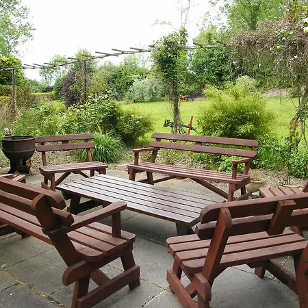 Frühstückspension Riverfield 3*