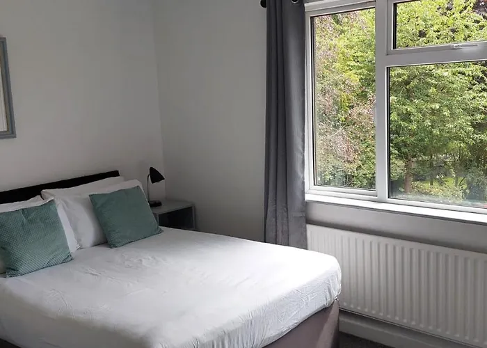 Riverfield Couette-café 3*